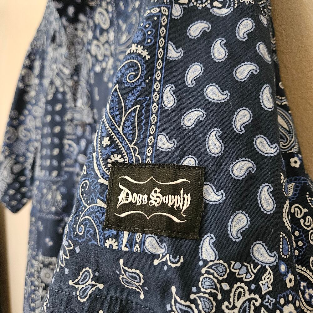 Y2K Vibes Dogg Supply Snoop Dogg Men 2XL Blue Bandana Paisley Button Down Shirt